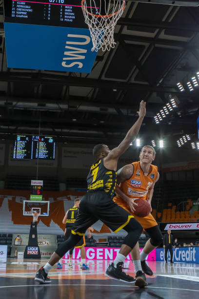 更是智慧与 更是智慧与