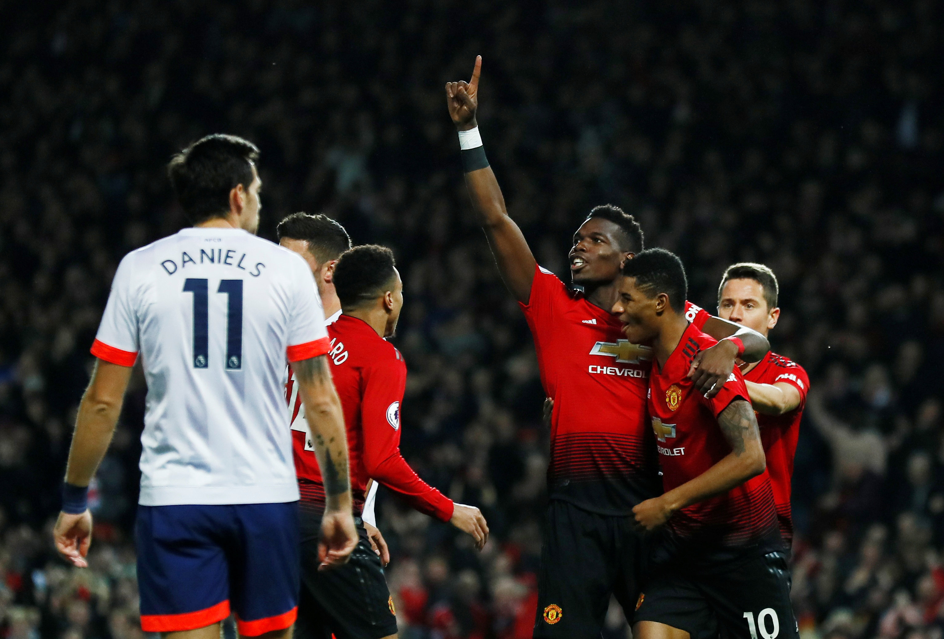 帮助球队走 帮助球队走